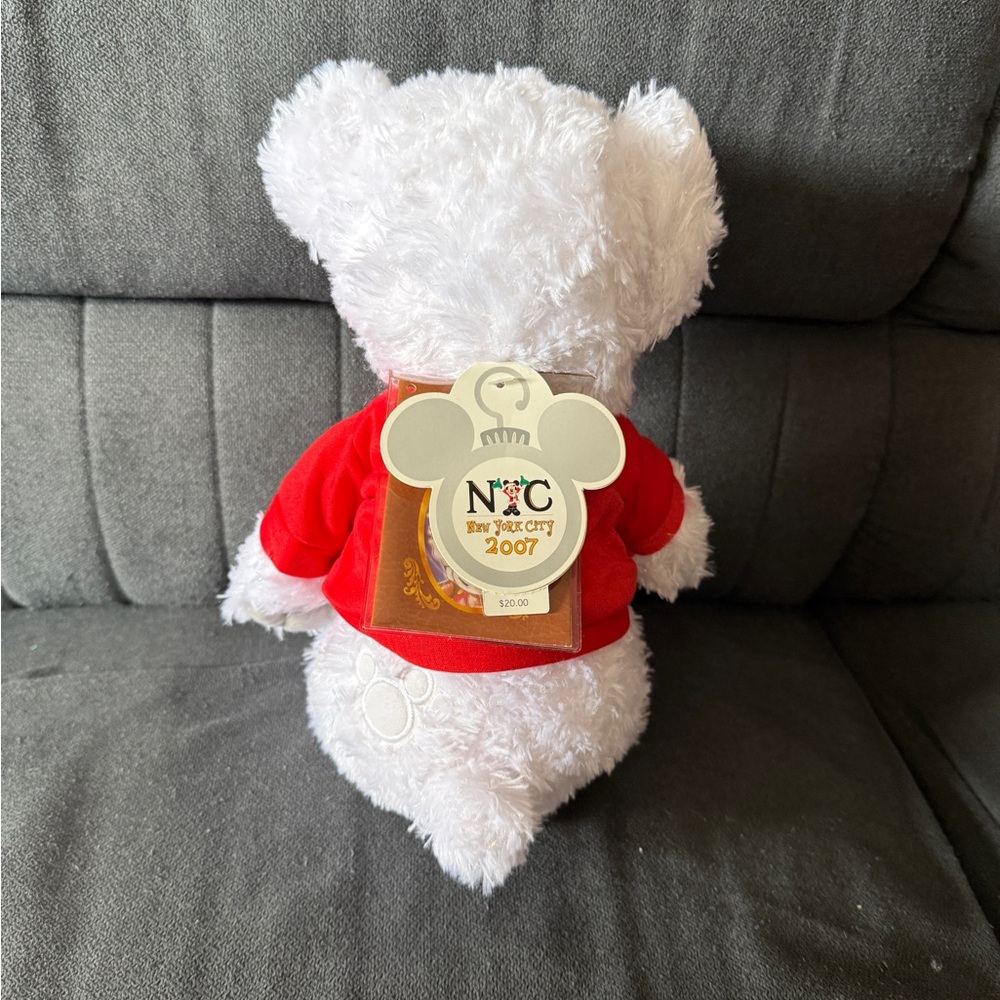 2007 NYC Holiday Disney Bear - Picture 2 of 2